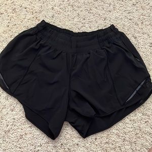 lululemon hotty hot shorts